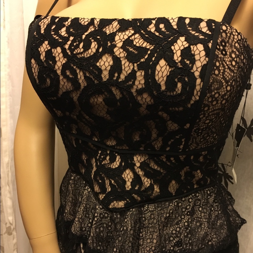 BCBGMAXAZRIA Ellie Lace Ruffle Mini Dress | Black Nude Lace Strapless Size 6 - Picture 4 of 5